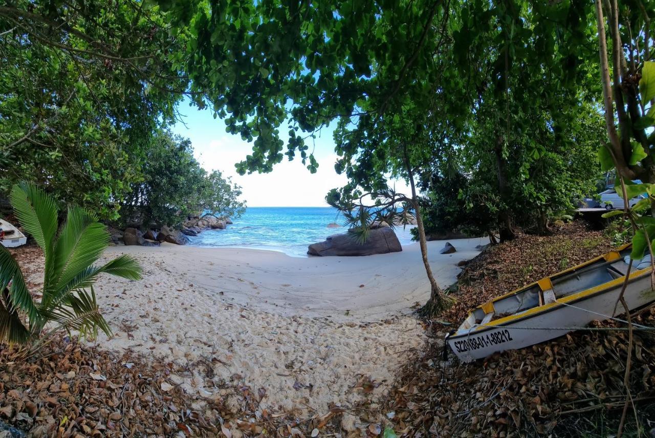 Gala Beach Self-Catering جلاكيه المظهر الخارجي الصورة