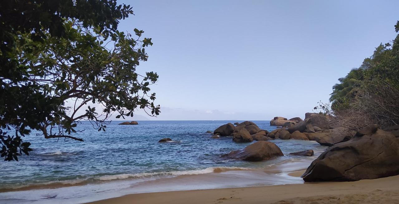Gala Beach Self-Catering جلاكيه المظهر الخارجي الصورة