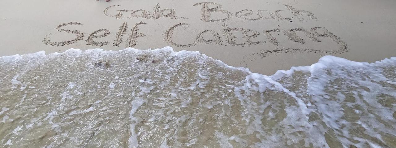 Gala Beach Self-Catering جلاكيه المظهر الخارجي الصورة